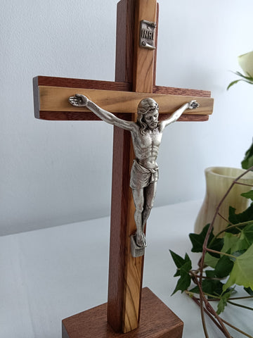 Wooden Standing Crucifix 2 (larger)
