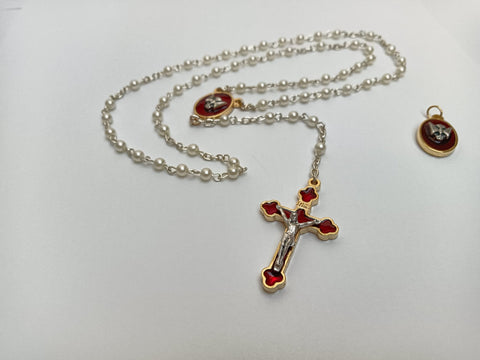 A beautiful crown as a gift for Confirmation